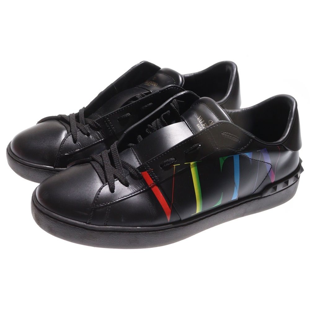 VALENTINO (ヴァレンティノ) ラバー ロックスタッズ レインボーロゴ