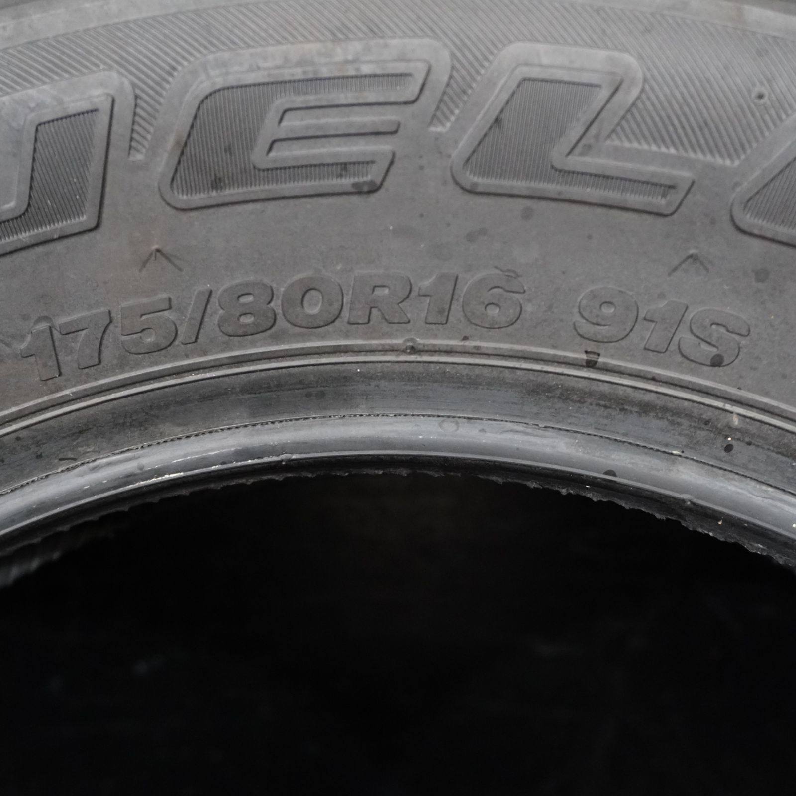  23年製 バリ山 ブリヂストン DUELER H L 4 175 80 R 16 ジムニー 車検 戻しに 16インチ サマータイヤ ノーマルタイヤ