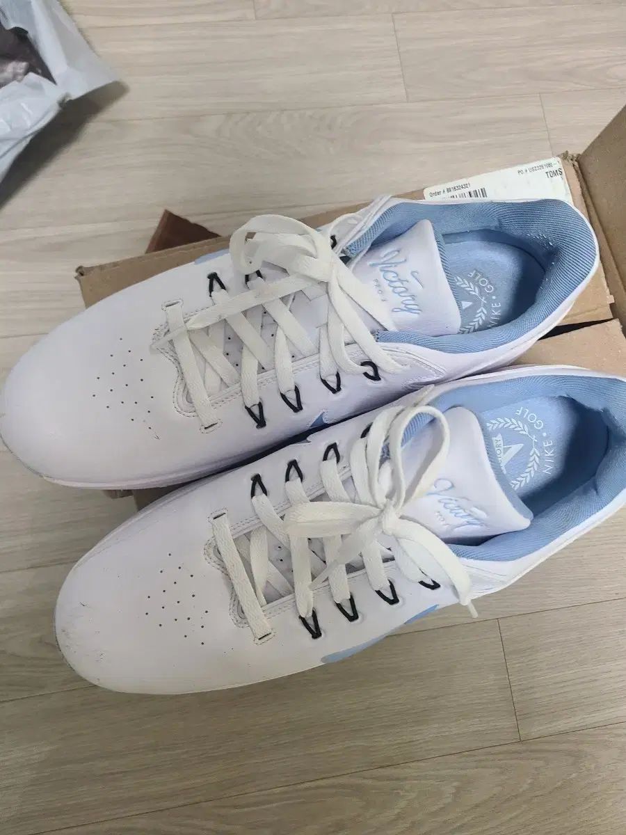 NIKE ヴィクトリー Pro 3 ゴルフシューズ コレクション 白 310サイズ