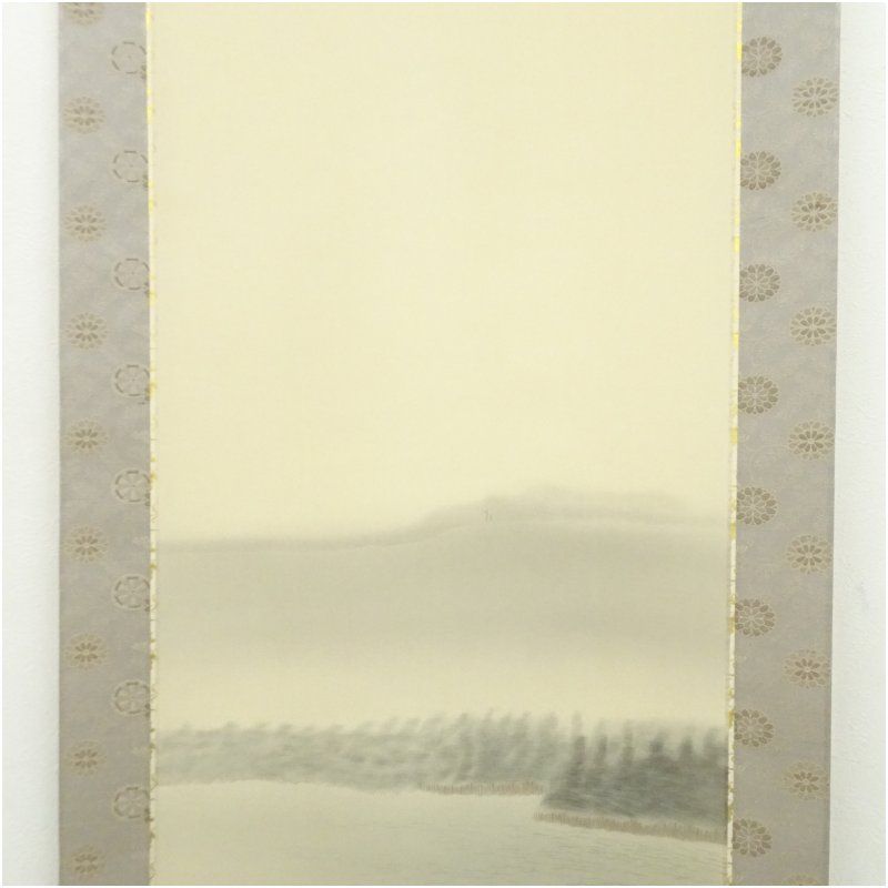 玉翠筆 淡色山水 肉筆絹本掛軸 掛け軸 床の間 書 おしゃれ 絵画 表具