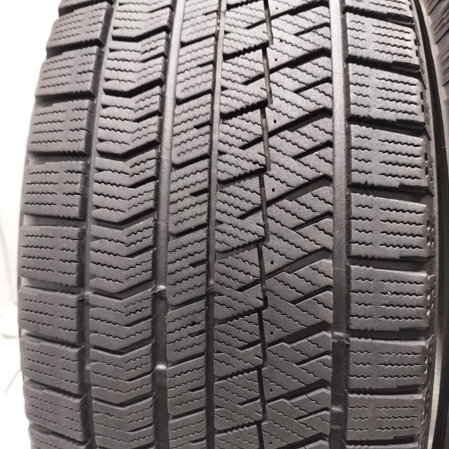 ◇配送先指定あり◇ ＜希少！ スタッドレス 2本＞ 225/55R17