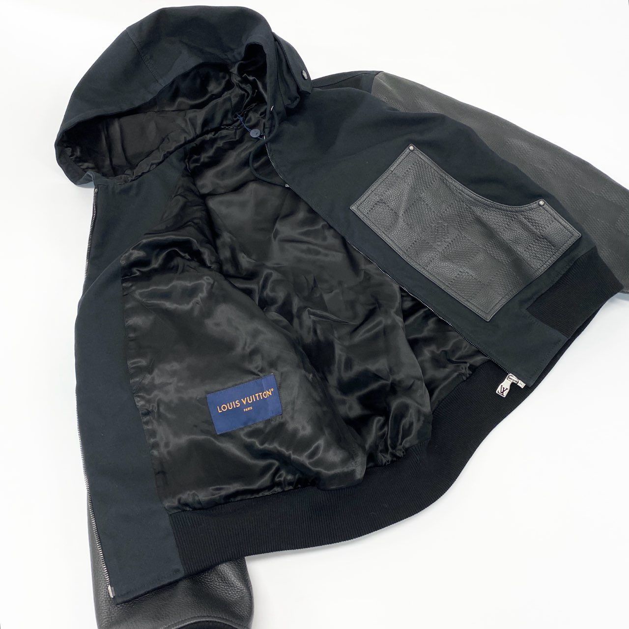 53Ⅼ2 LOUIS VUITTON ルイヴィトン 24SS ダミエ エンボスレザー