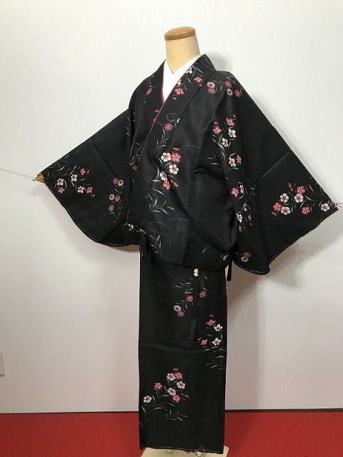 Lサイズ 小紋 化繊 黒地に草花模様 二部式