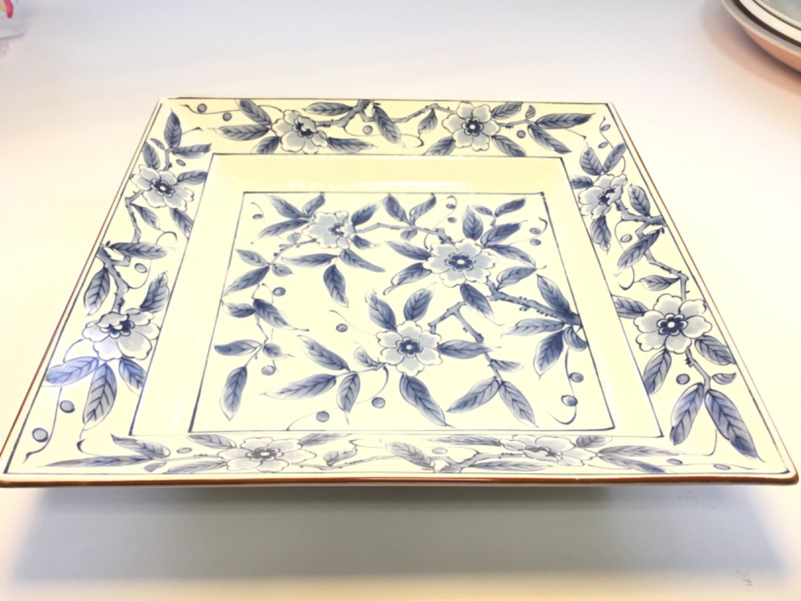 食器 皿 たち吉 TACHIKICHI 角皿 大皿 絵皿 花柄 藍色 染付 - メルカリ
