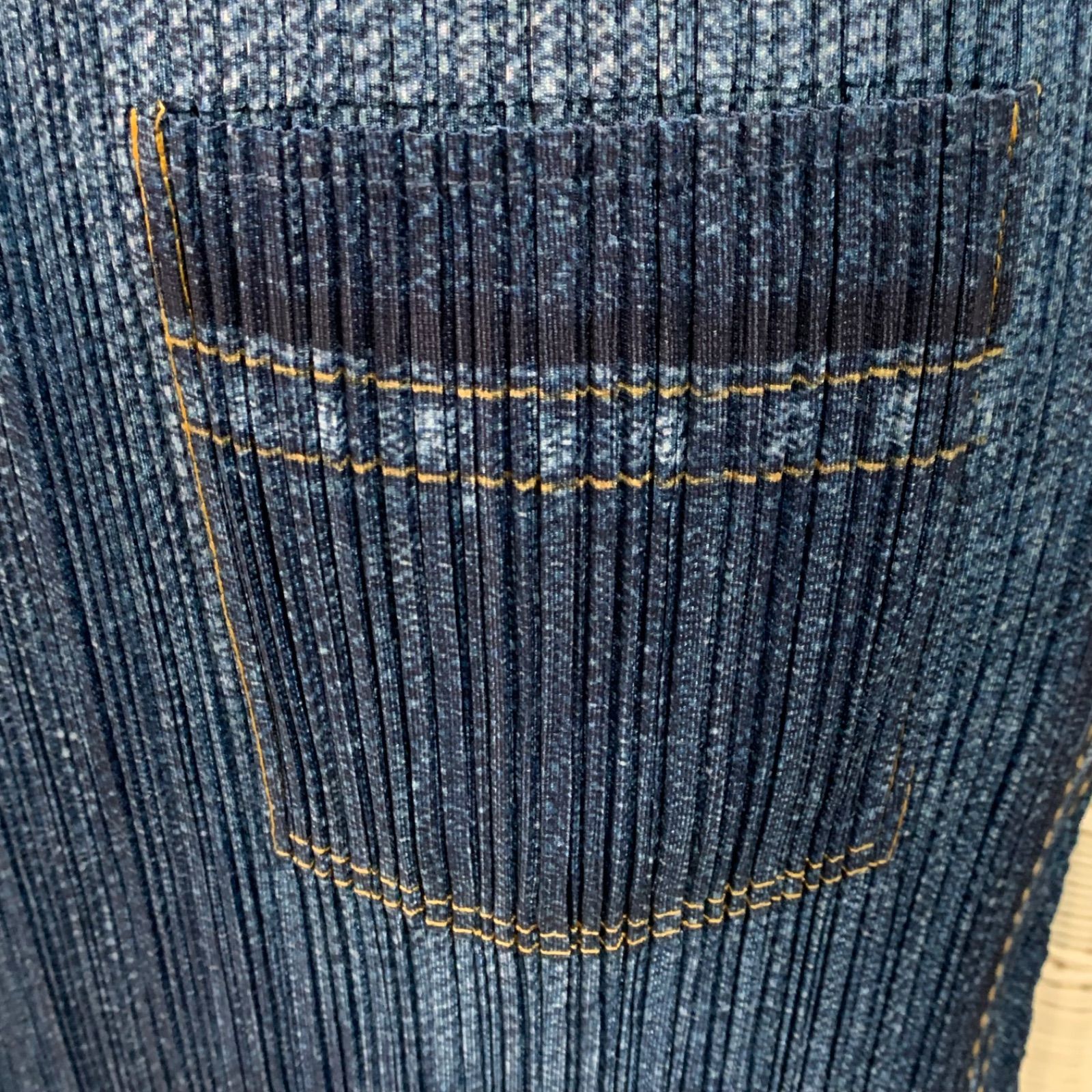 美品】ISSEY MIYAKE イッセイミヤケ PLEATS PLEASE プリーツプリーズ