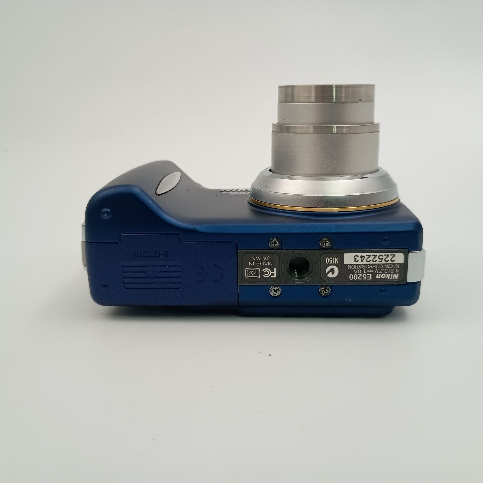 Nikon Coolpix 5200 Compact DIGITAL Camera Blue コンパクトデジタル