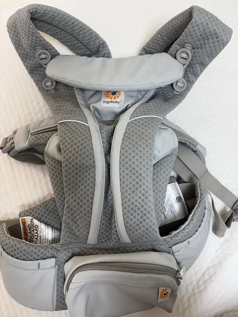 OMNI Breeze ⁄ エルゴベビー オムニブリーズ パールグレー