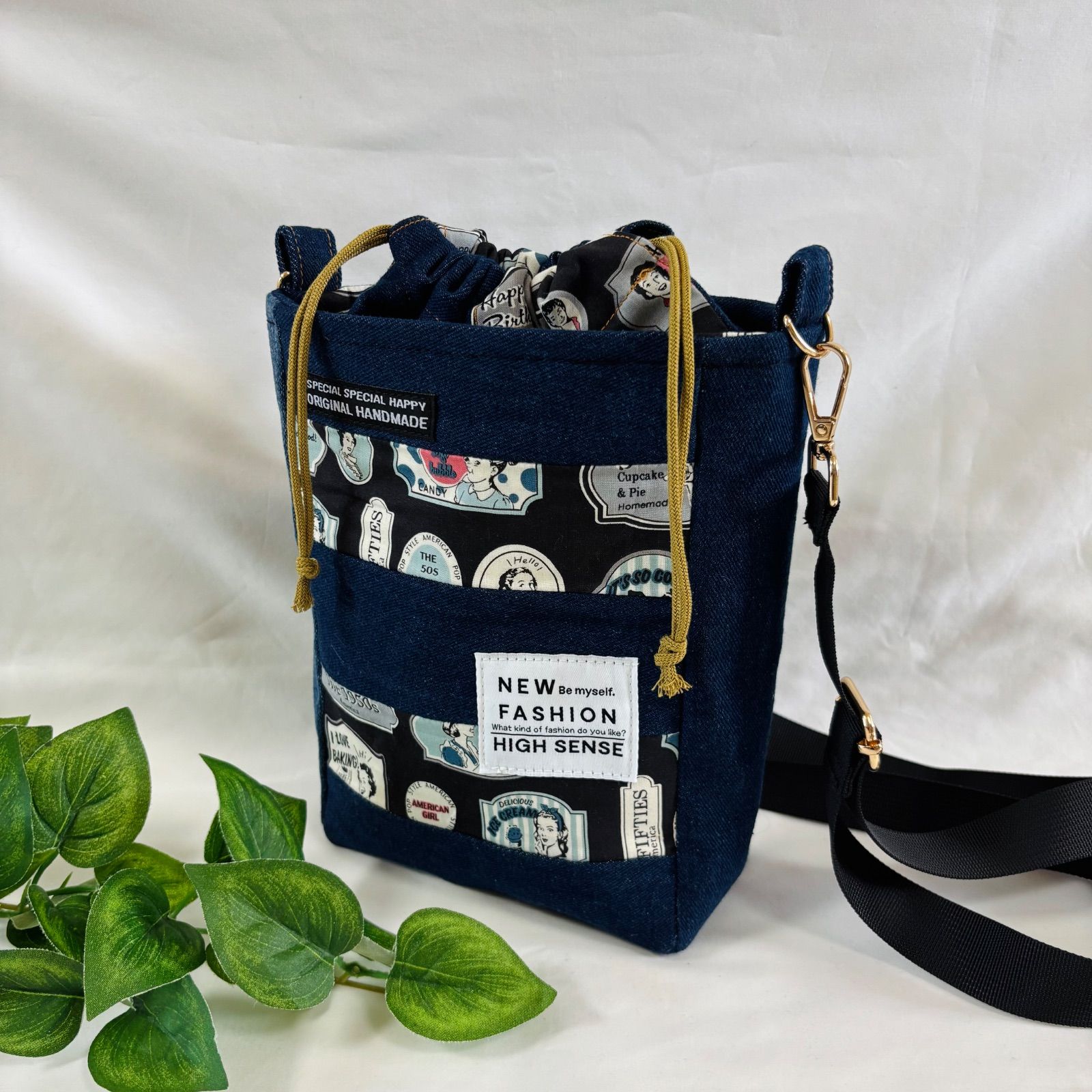 デニムリメイク☆巾着型チャーム☆アメリカンレトロ☆5個セット ハンドメイド デニムリメイク 巾着付きショルダーバッグ アメリカン