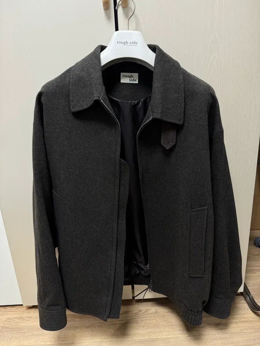 ROUGH SIDE Baker Blouson M Brown