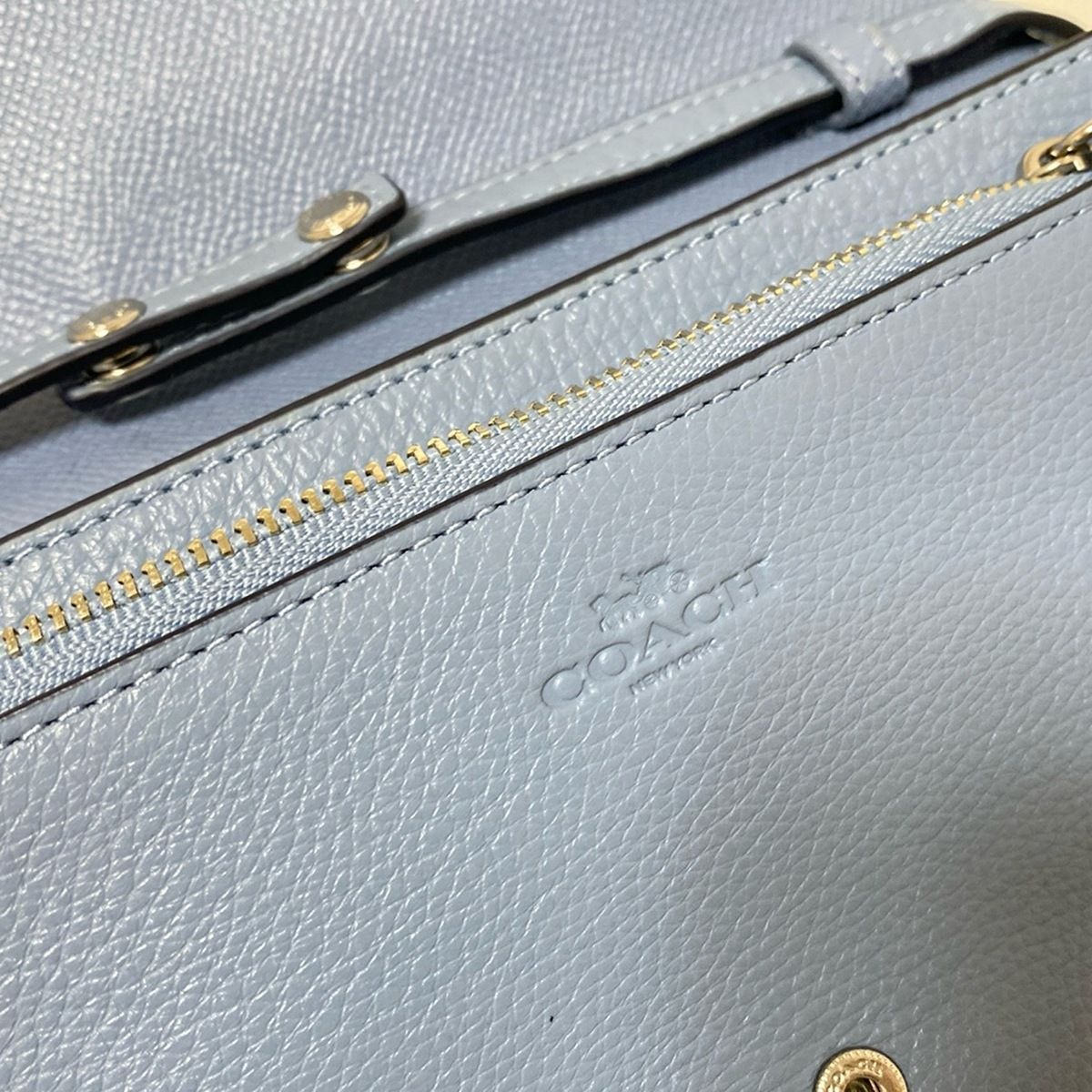 COACH(コーチ) 財布 フォルドオーバー クラッチ クロスボディー ペブル