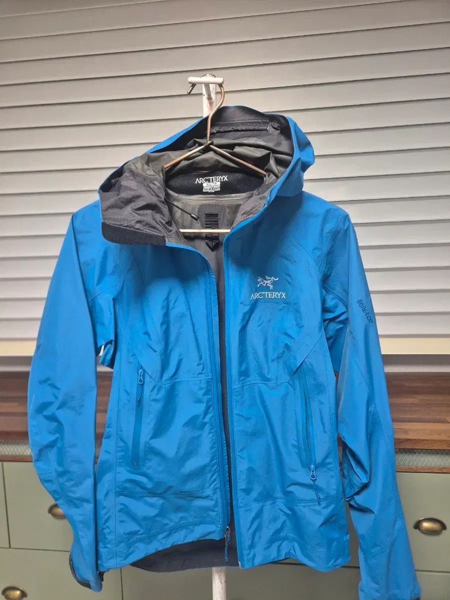 ARC TERYX レディース ベータLT ゴアテックス ジャケット XS