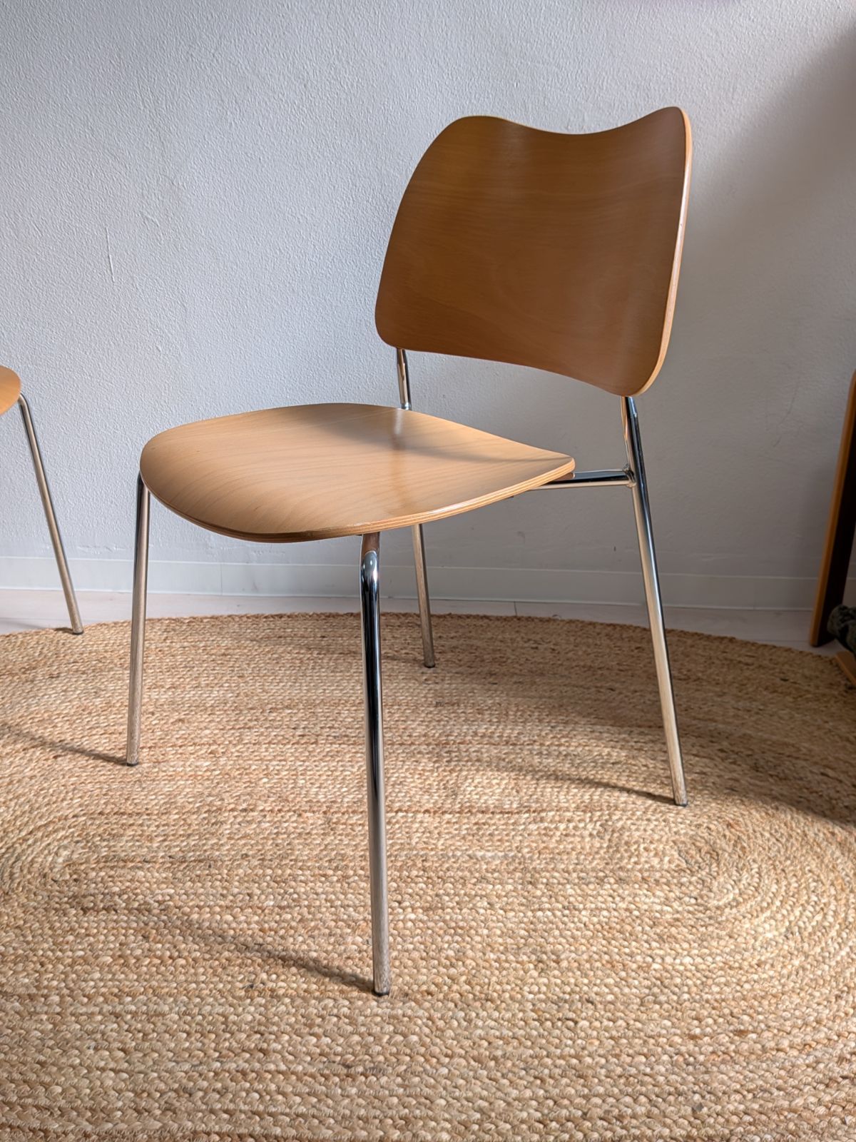 LAMMHULTS ラムホルツ社「CASUSチェア」合板製スタッキング チェアB