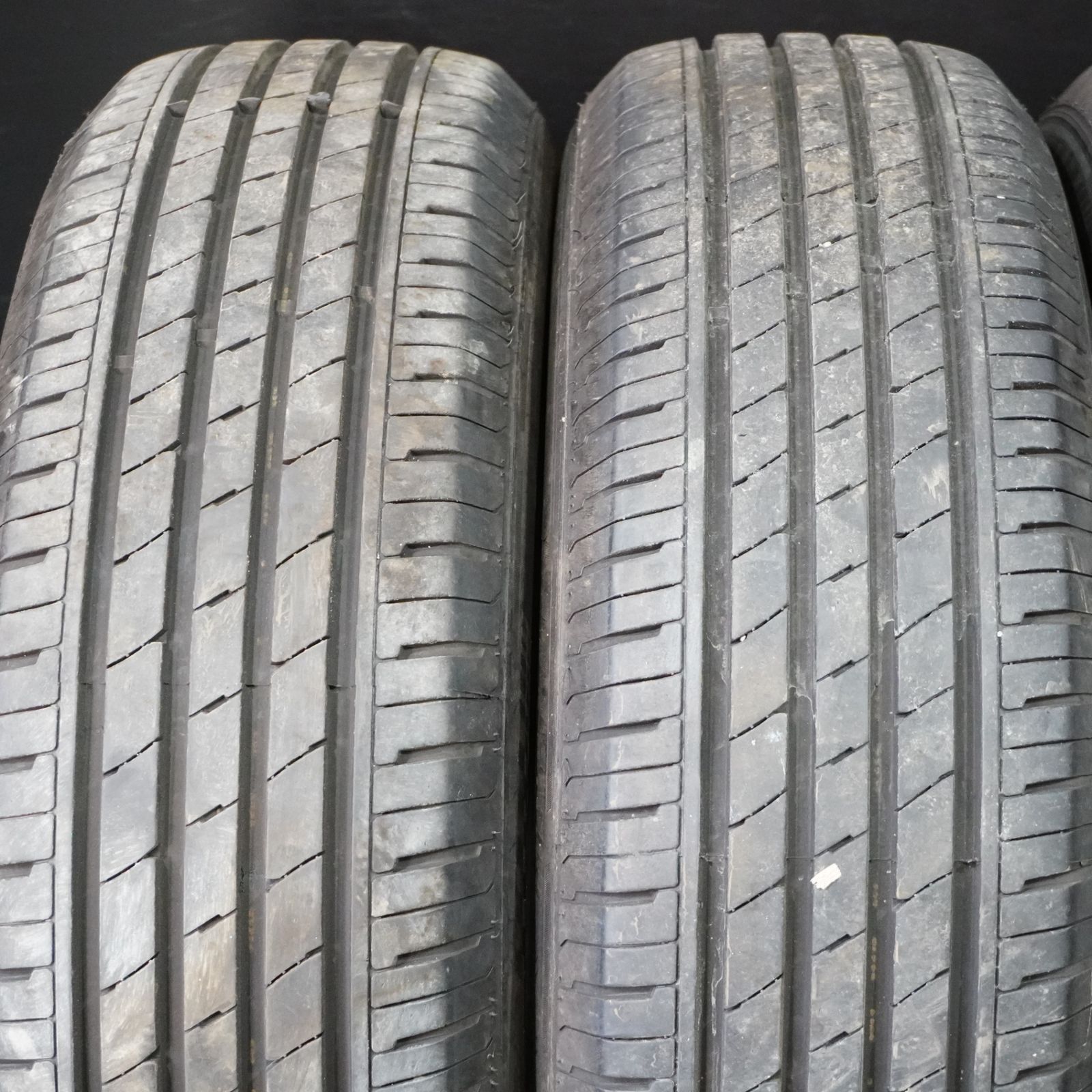  バリ山 ZEETEX ZT 6000 ECO 195 65 R 15 4本 プリウス カローラ ウィッシュ プレマシー ラフェスタ等 15インチ サマータイヤ ノーマルタイヤ