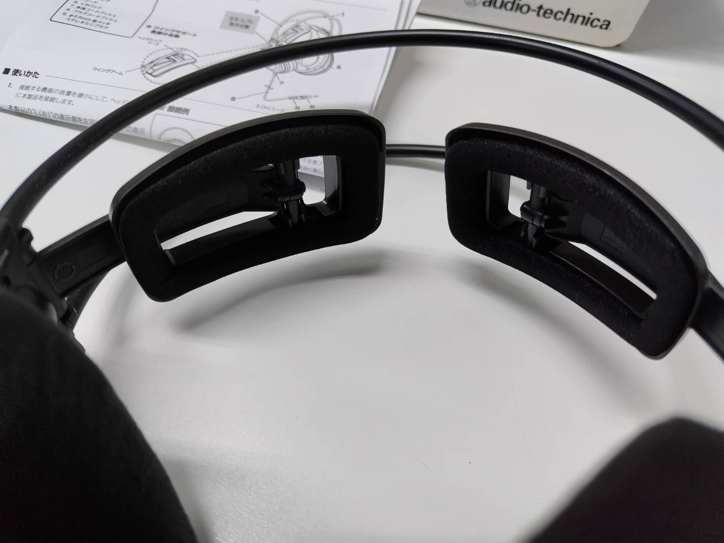 X 有線ヘッドホン