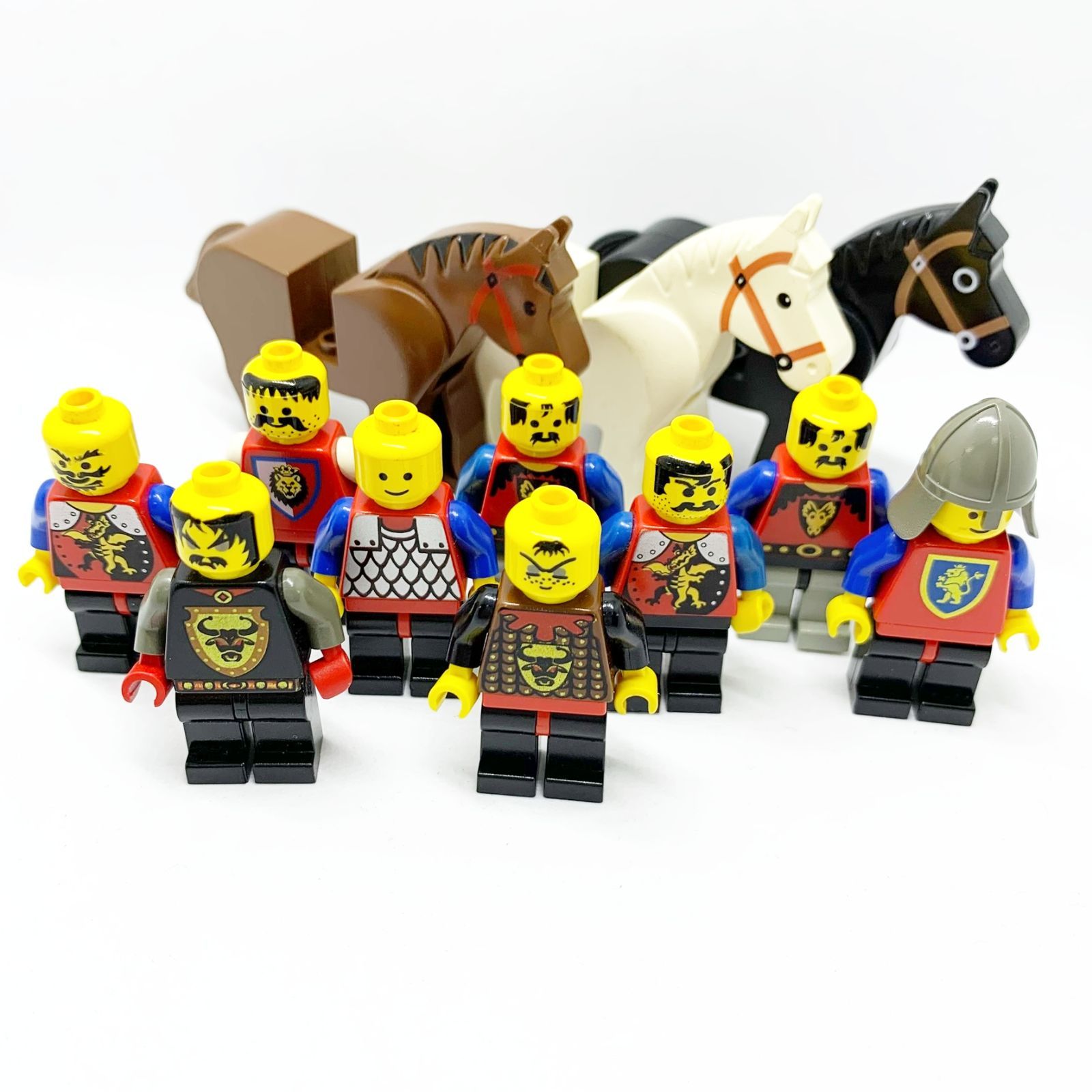 LEGO】ミニフィグ お城シリーズ 9体 +馬3頭 - メルカリ