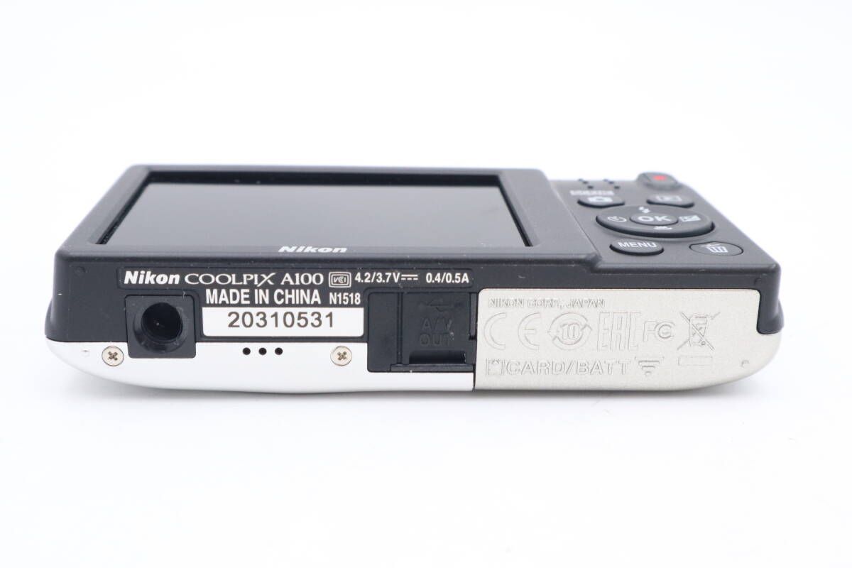 Nikon COOLPIX A100 ニコン コンパクトデジタルカメラ シルバー
