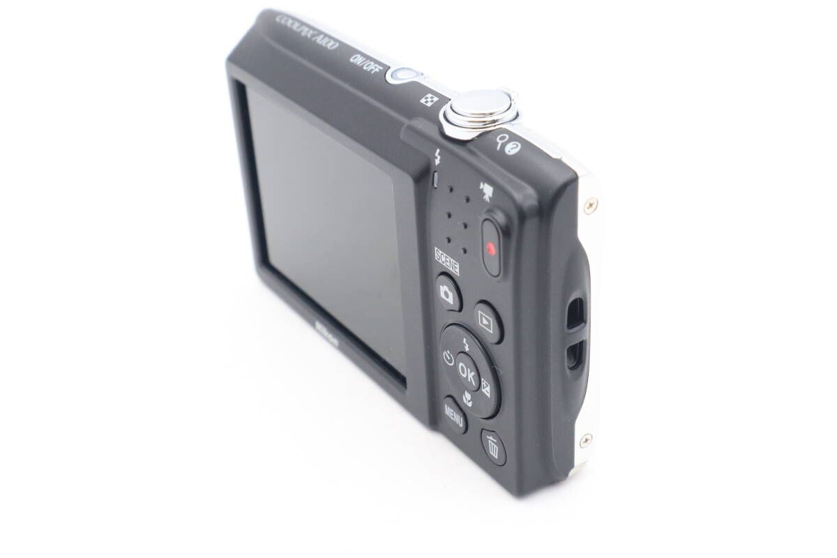 Nikon COOLPIX A100 ニコン コンパクトデジタルカメラ シルバー