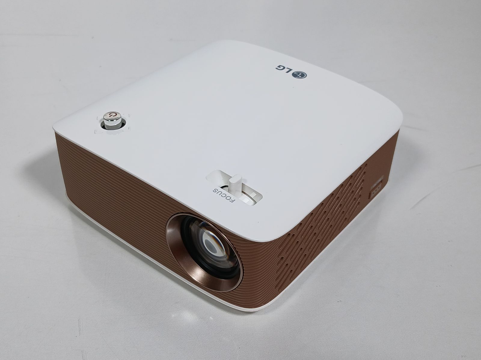 LG Mini Beam ミニビーム ホームプロジェクター PH150G - メルカリ