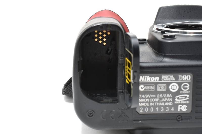 ジャンク 光学美品】Nikon ニコン D90 ボディ デジタル一眼カメラ
