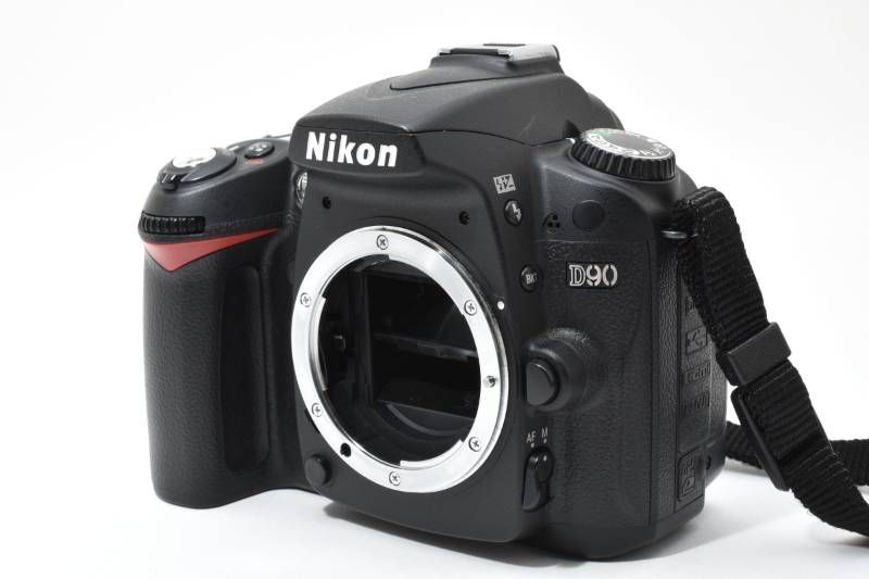 ジャンク 光学美品】Nikon ニコン D90 ボディ デジタル一眼カメラ