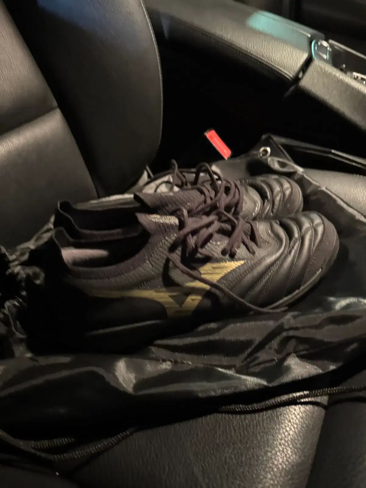 mizuno モレリア NEO サラ ジャパン