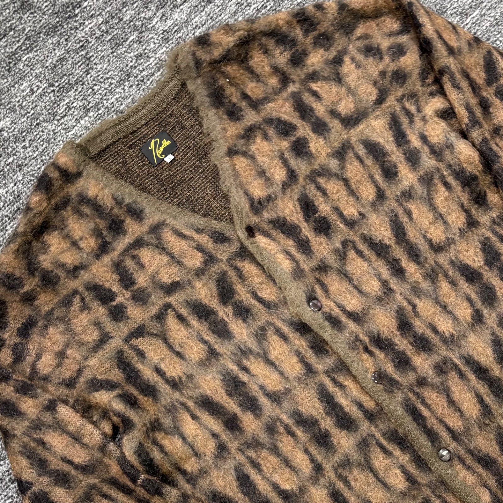 極美品 needles NS2779 ニードルス レオパード モヘアカーディガン L