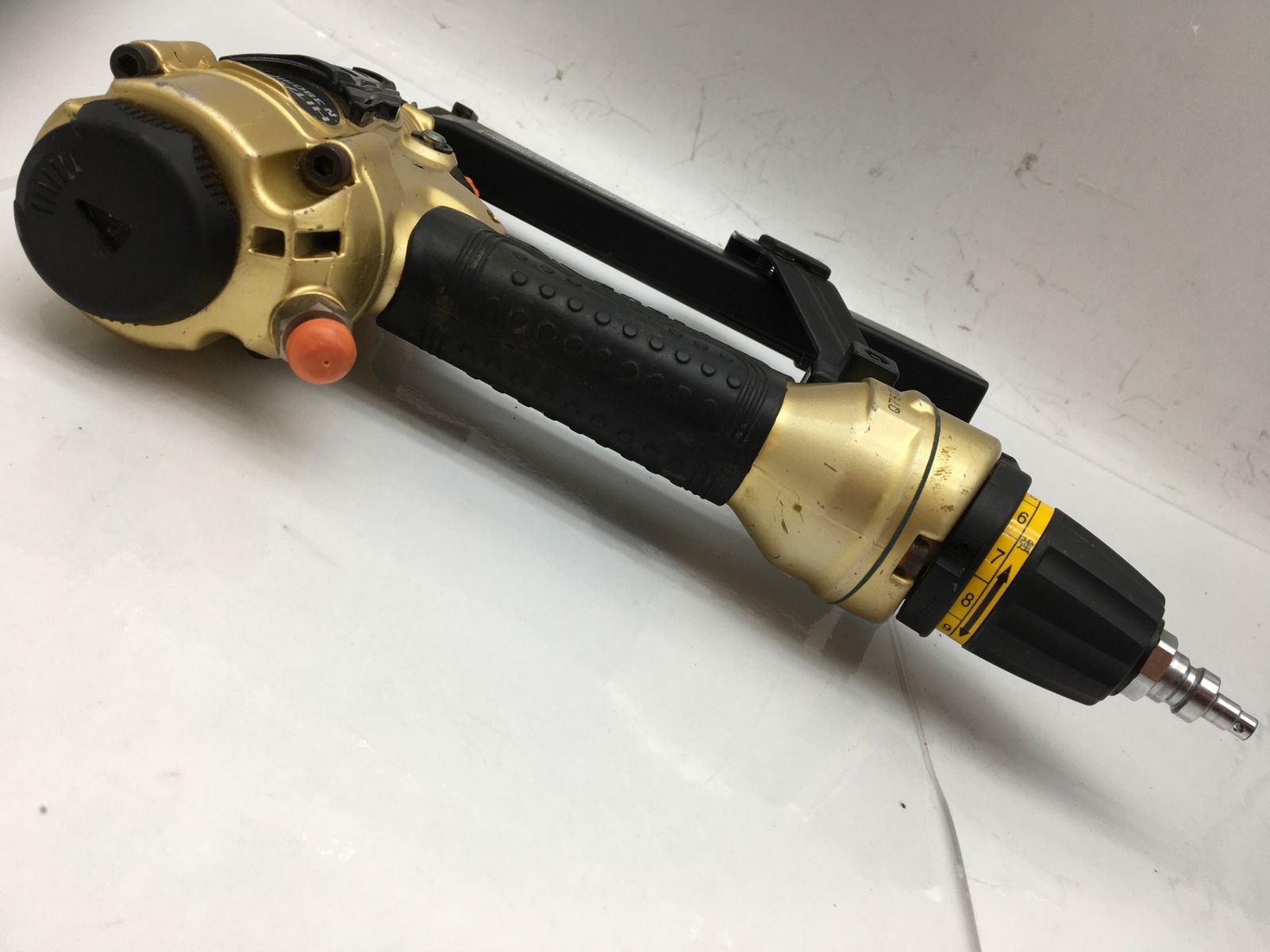 タッカ エコツー