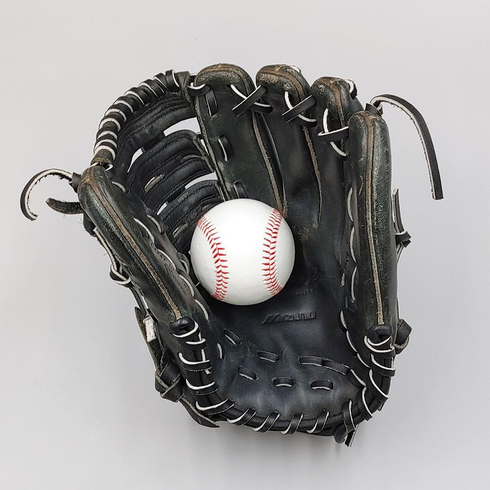 クリーニング済み (高校野球対応)】 ミズノ 硬式グローブ / 内野手用