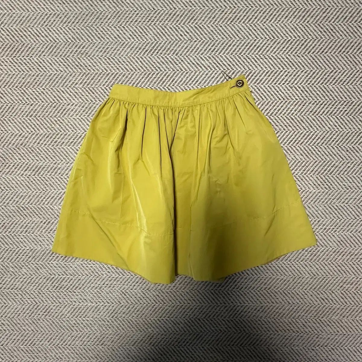 BURBERRY blue label japan made skirt