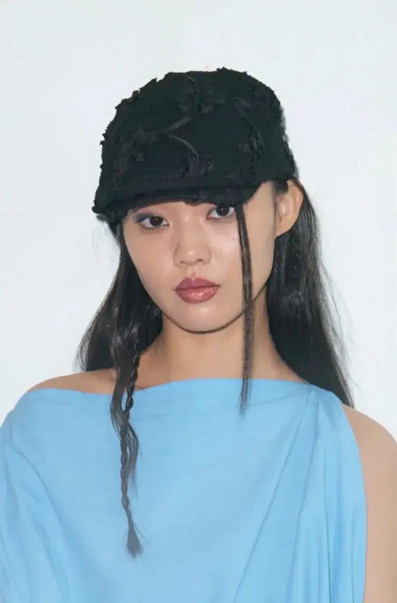 ポエジダム ハンチングキャップ ベレー帽 CORSAGE FLAT CAP IN BLACK