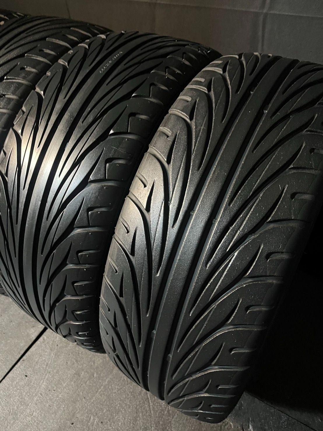  製 約8～9 5分山 ケンダ KENDA RADIAL KAISER 215 45 R 17 4本 h_813 17インチ サマータイヤ ノーマルタイヤ