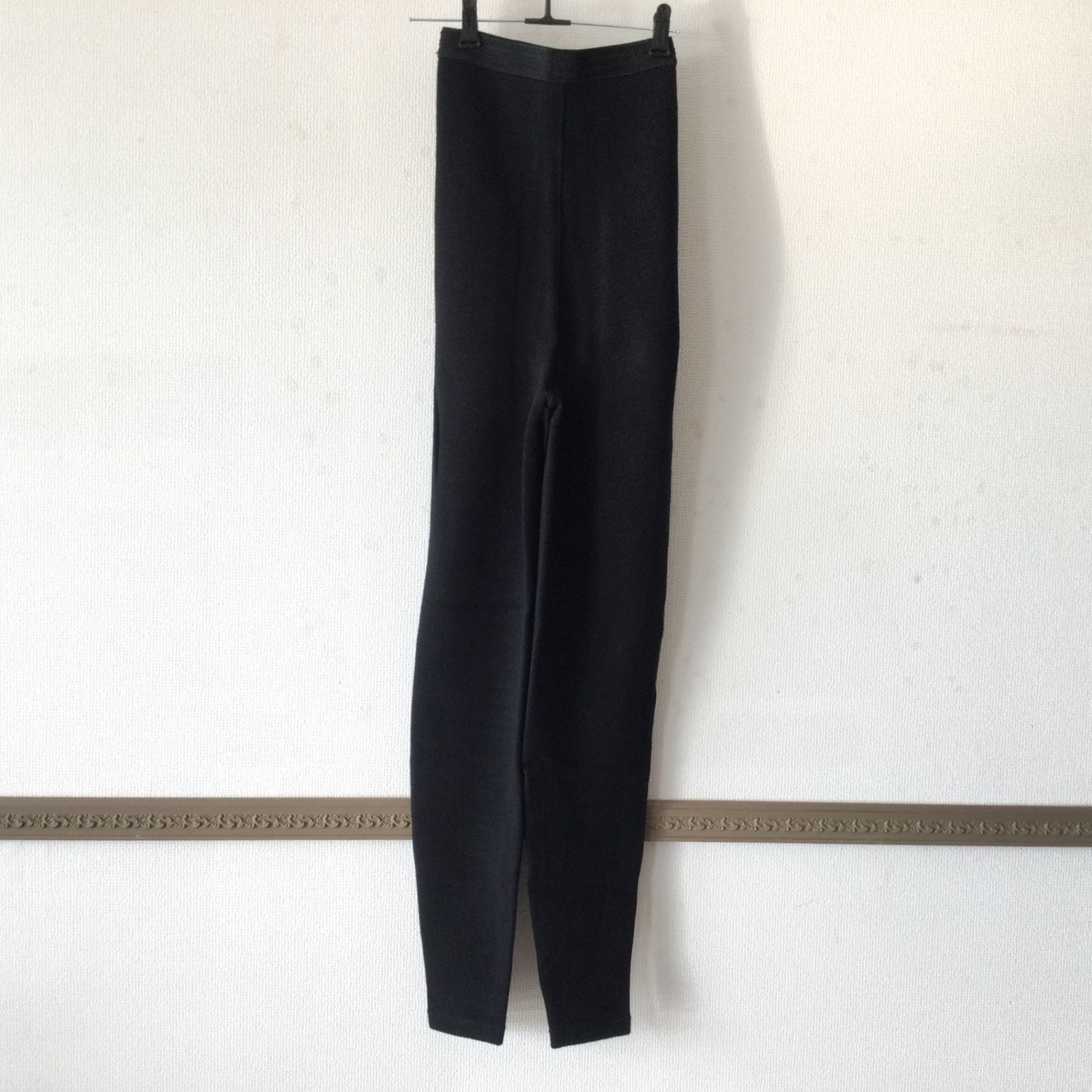 12022 【美品】peu à beauté プウアボーテ スパッツサポーター Lサイズ