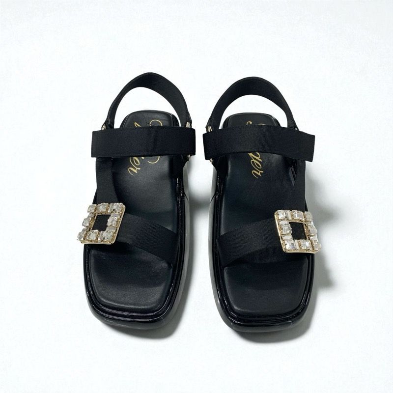 ロジェヴィヴィエ Roger Vivier サンダル 靴 シューズ パテント