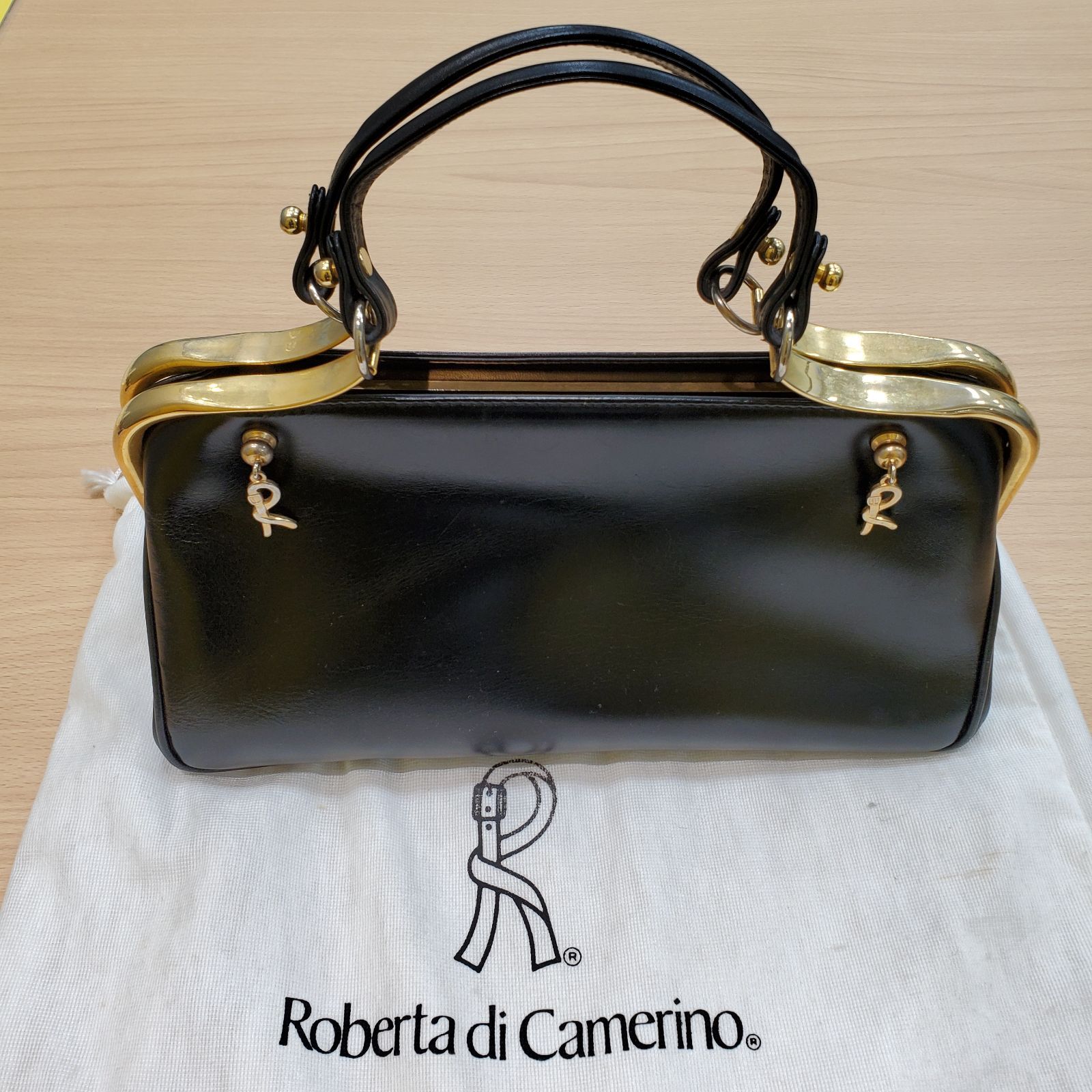 Giada Roberta di Camerino ハンドバッグ 【公式通販】