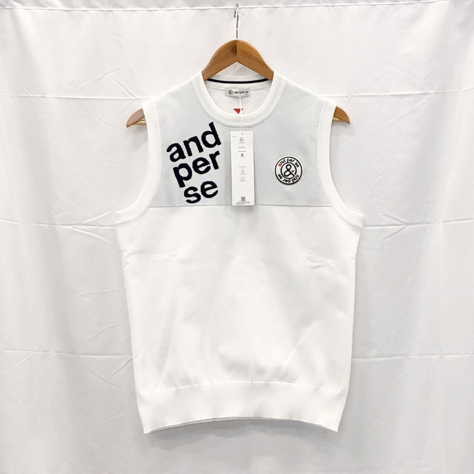 ! アンパスィ｜メンズ｜Ｍサイズ｜ニットベスト｜ホワイト系｜古着ゴルフウェア