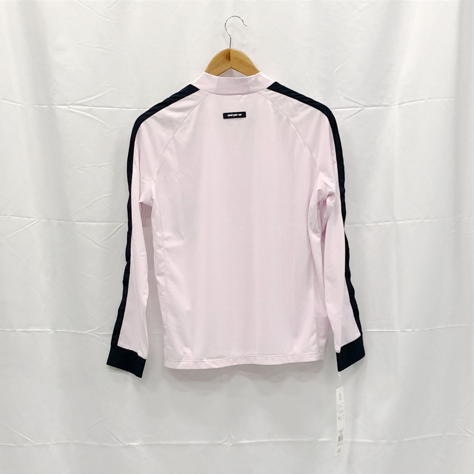 新品タグ付き!】アンパスィ｜レディース｜Lサイズ｜ハイネックシャツ