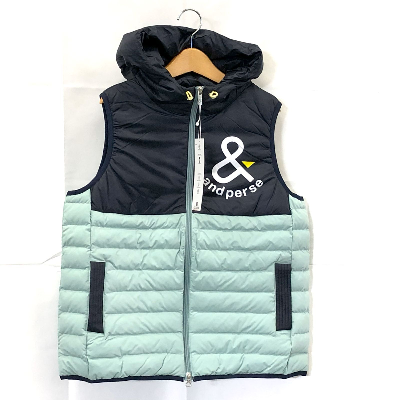 ! アンパスィ レディース ＬＬサイズ エナジーコクーン中綿ベスト グリーン系 古着ゴルフウェア