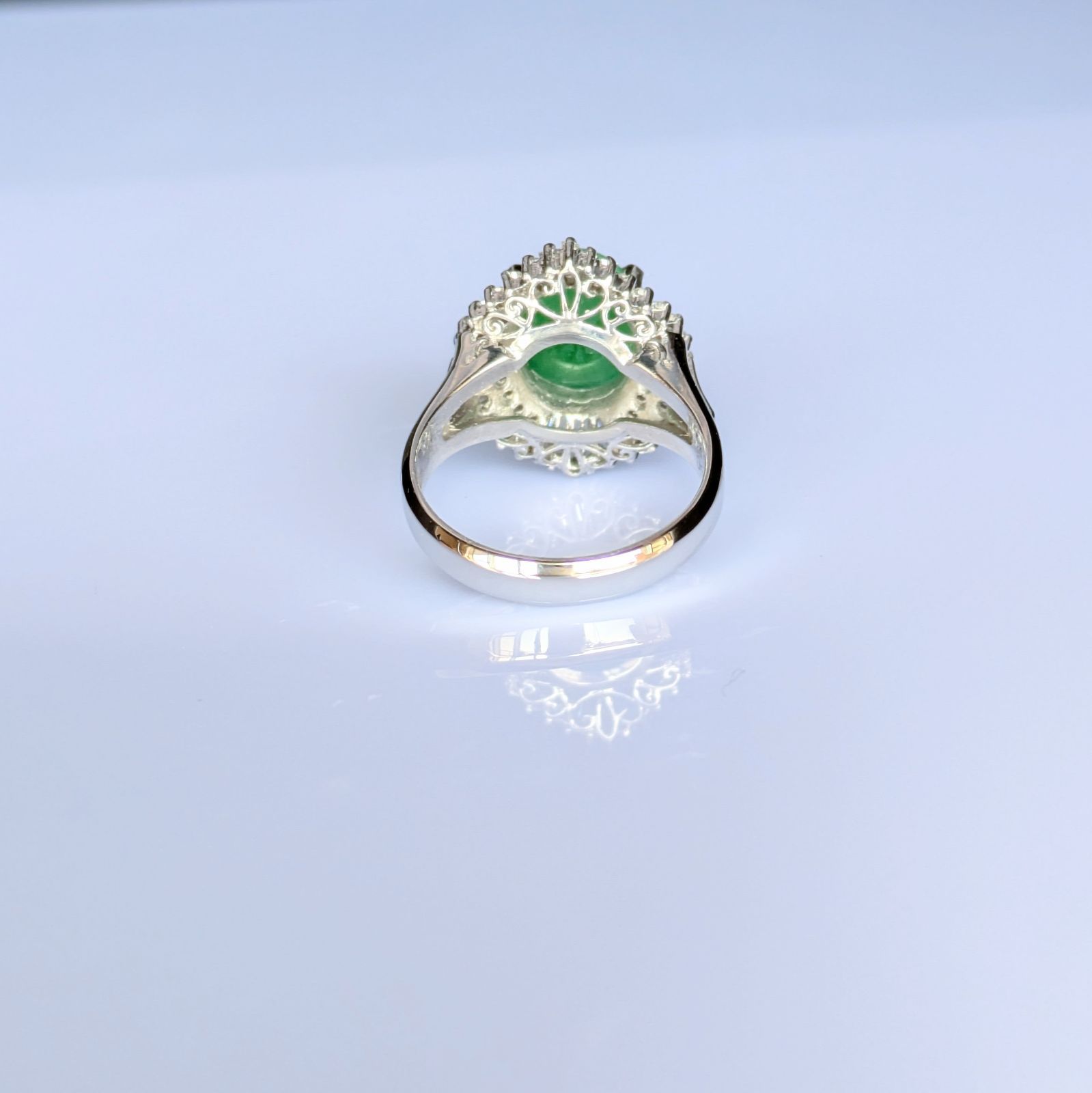 PT900 天然ひすい 翡翠 ジェイダイト ダイヤモンド リング 指環 3.3ct