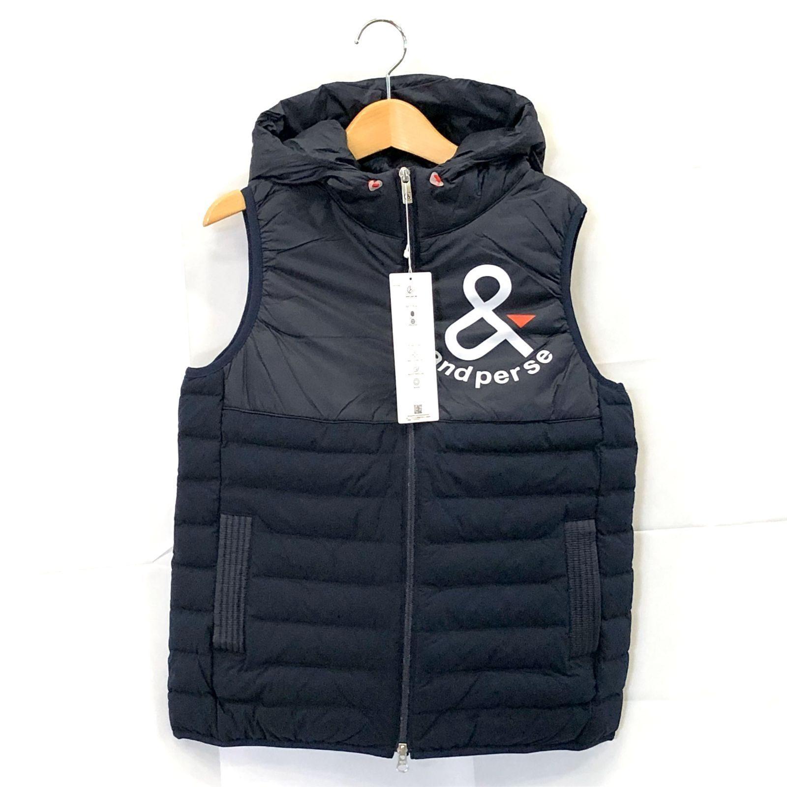 ! アンパスィ｜レディース｜Ｍサイズ｜エナジーコクーン中綿ベスト｜ネイビー系｜古着ゴルフウェア
