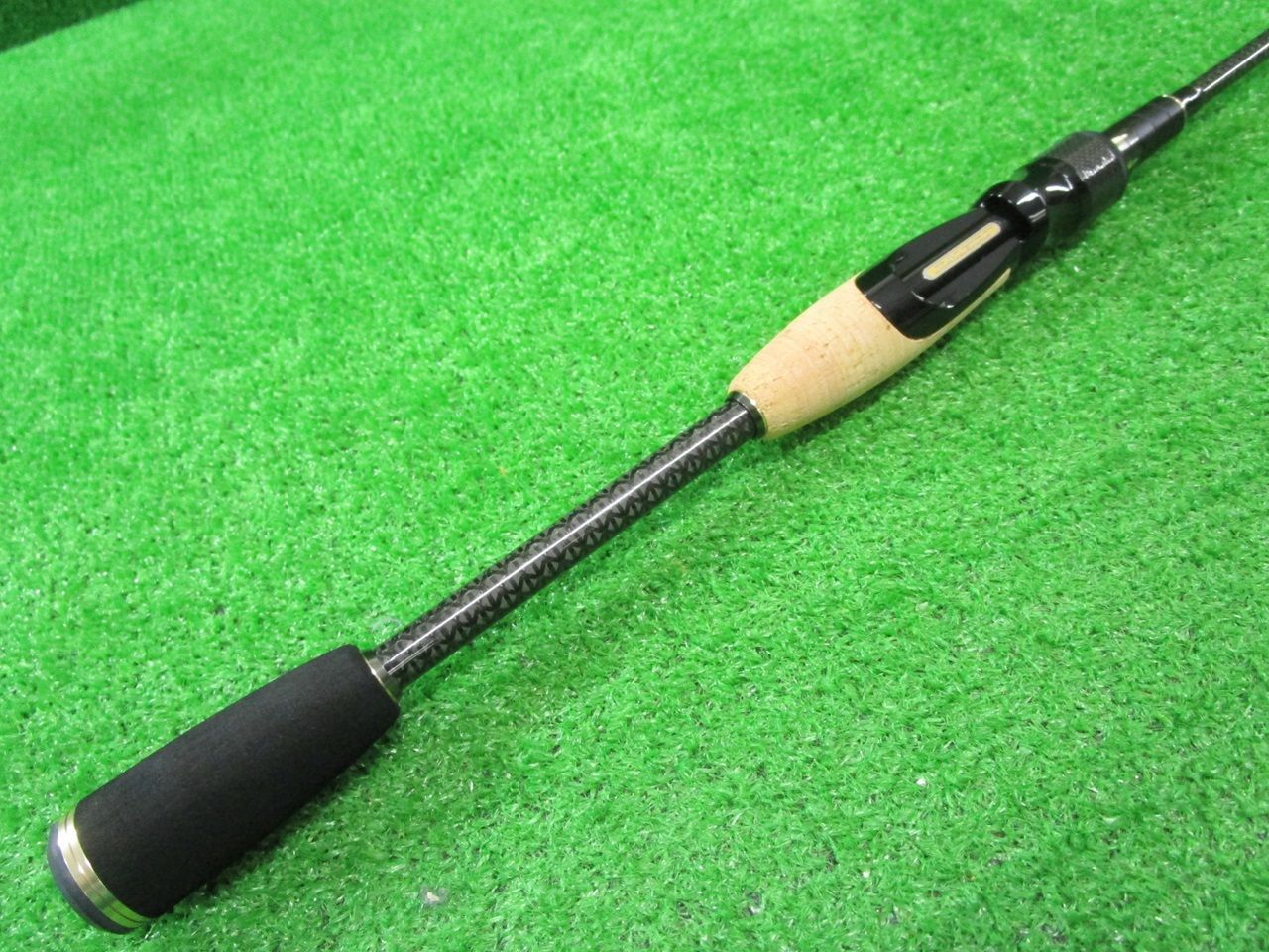 ECH茨 エバーグリーン