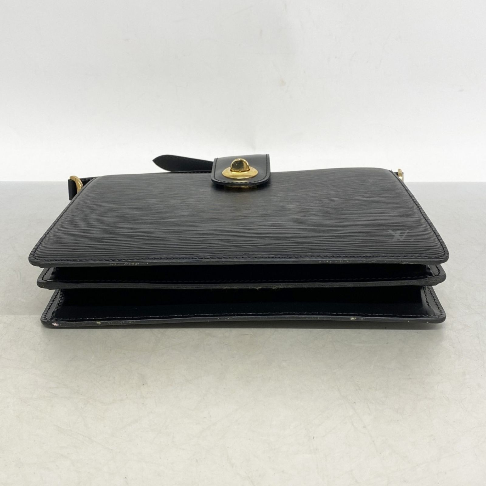 ルイ・ヴィトン(Louis Vuitton) ルイ・ヴィトン ショルダーバッグ エピ