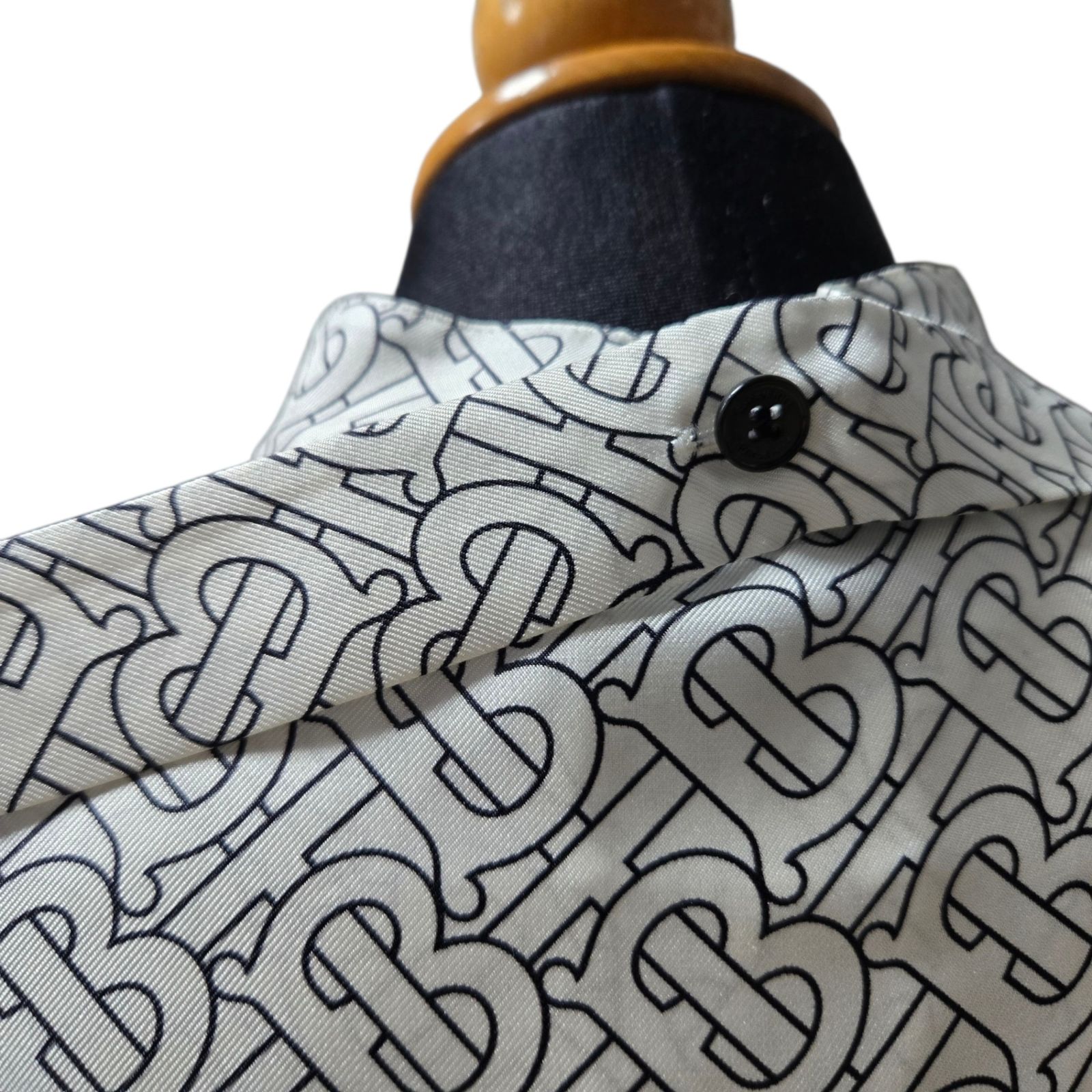BURBERRY モノグラムシルクシャツ ◇BURBERRY バーバリー TBモノグラム シルクシャツ ボウタイ ブラウス