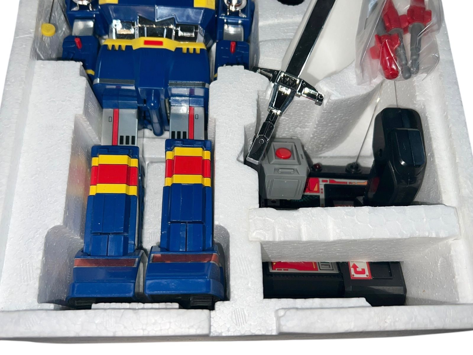 デッドストック ほぼ未使用 電撃戦隊チェンジマン ラジコン ラジオ