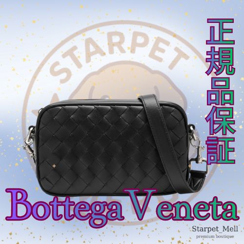 【お値下げ中】BOTTEGA VENETA ミニカメラバッグ ブラック ミニ ループ カメラバッグ のために ウィメンズ で ブラック