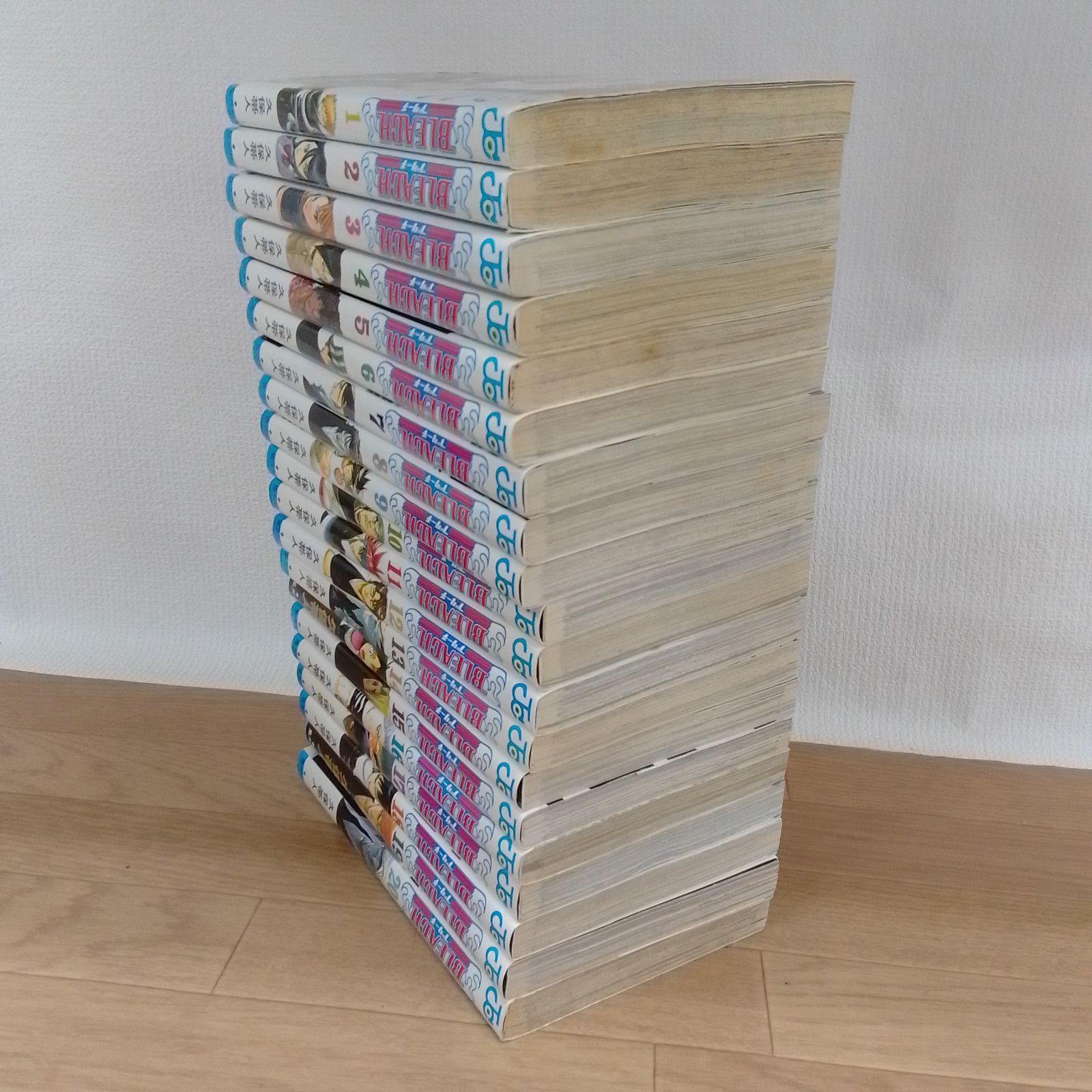 ☆【未開封2冊】BLEACH ブリーチ 1~74巻 全巻＋関連書籍3冊 計77冊