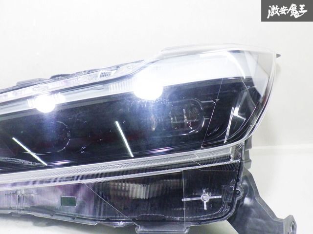 ストア出品/点灯OK】ホンダ純正 DG5 WR-V WRV LED ヘッドライト ヘッド