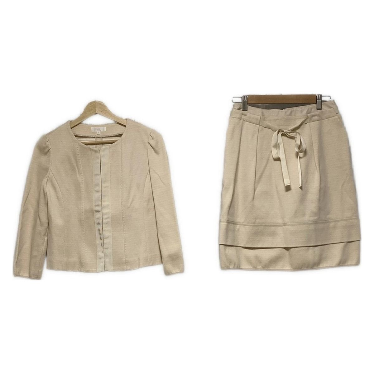 TO BE CHIC トゥービーシック スカートスーツ レディース ベージュ