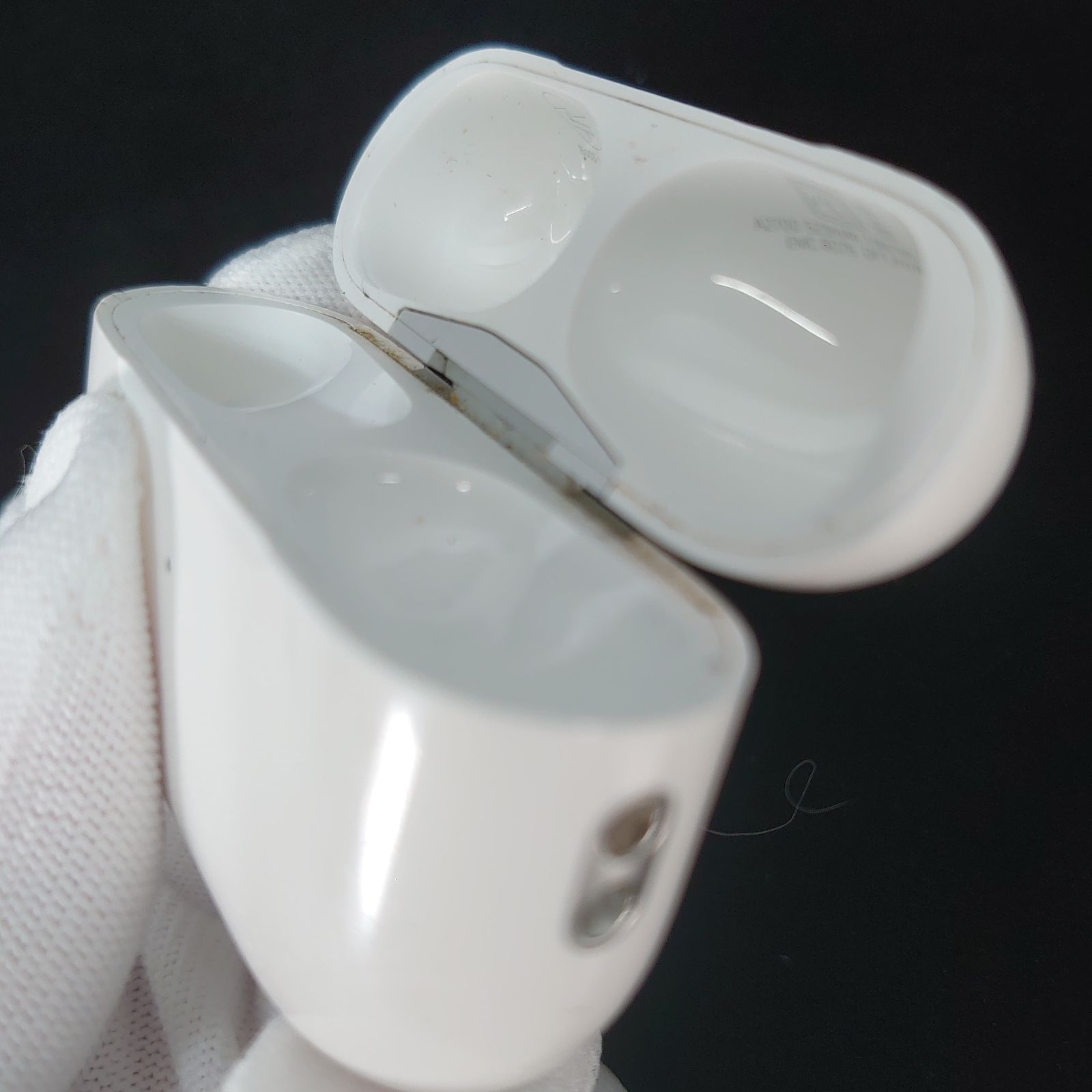 Apple アップル 購入 MagSafe 充電ケース（Lightning）付き AirPods