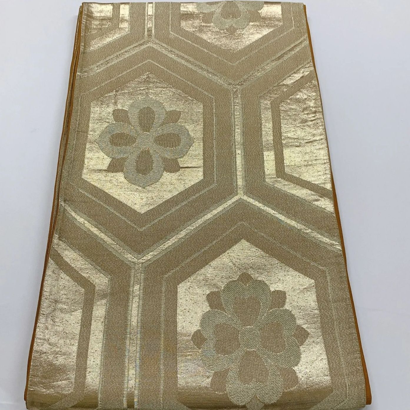 6085］袋帯 花亀甲文様 六通 金彩 金 未仕立て 正絹 着物 フォーマル