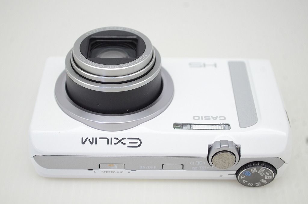 美品 CASIO カシオ HIGH SPEED EXILIM EX-ZR500 コンパクトデジタル